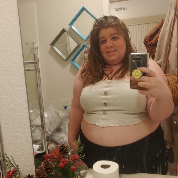 Hey there I'm Heather!!! - Picture 5 of 7